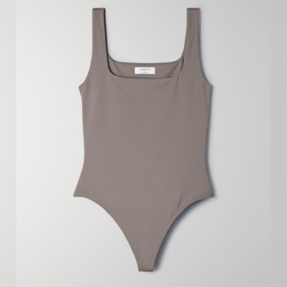 COPY - Aritzia Contour Squareneck Bodysuit